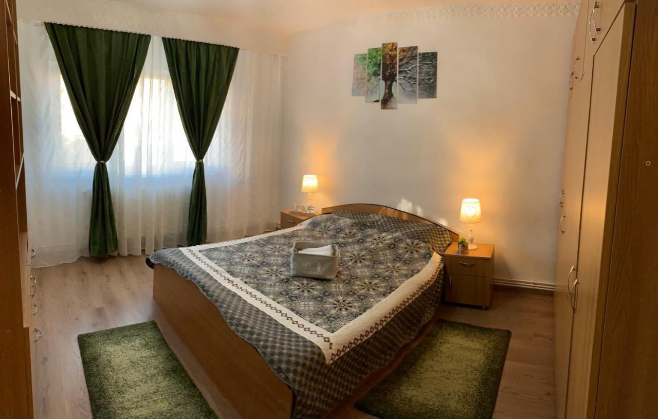 Апартаменты Strada Poligonului Apartament Алба-Юлия Экстерьер фото