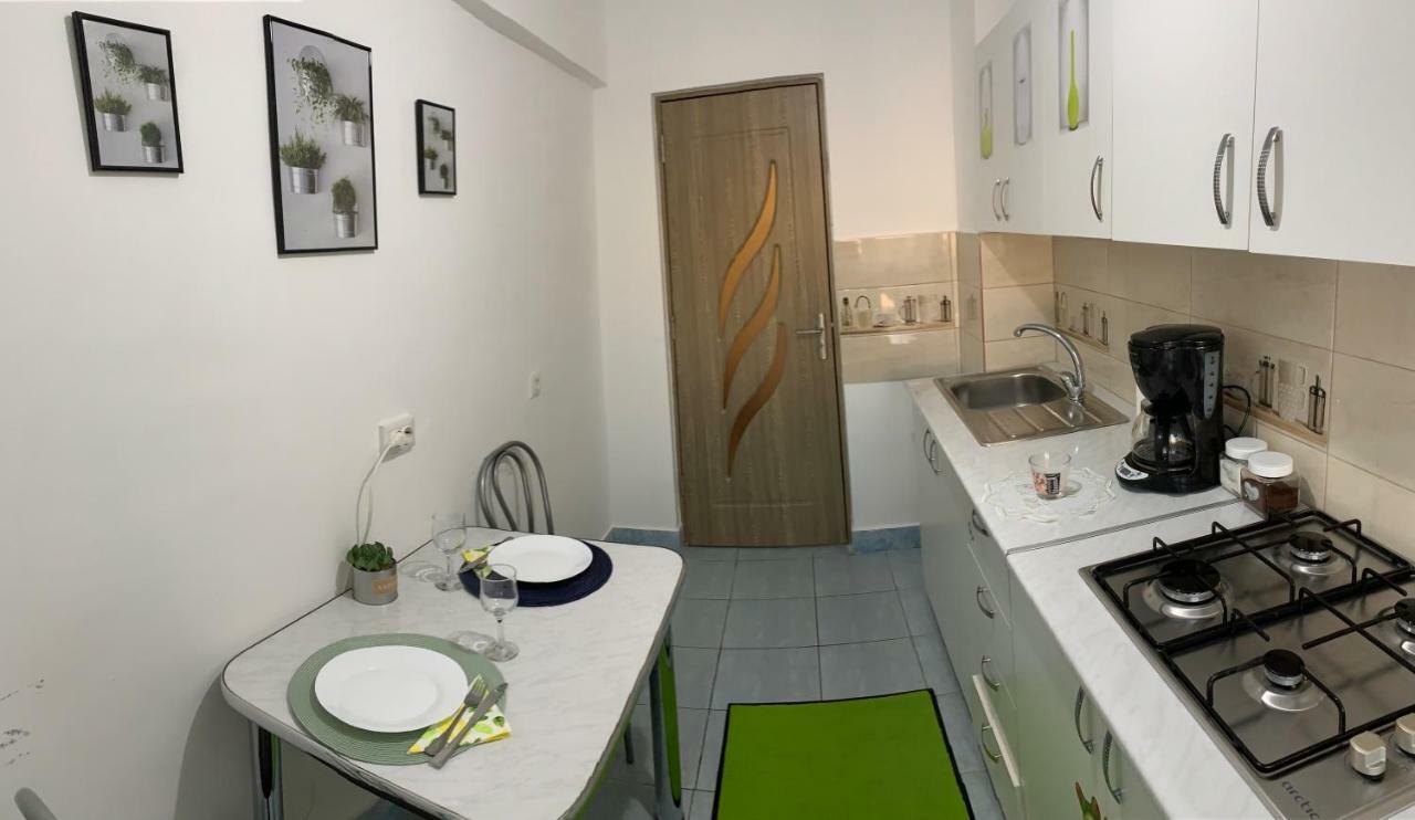 Апартаменты Strada Poligonului Apartament Алба-Юлия Экстерьер фото